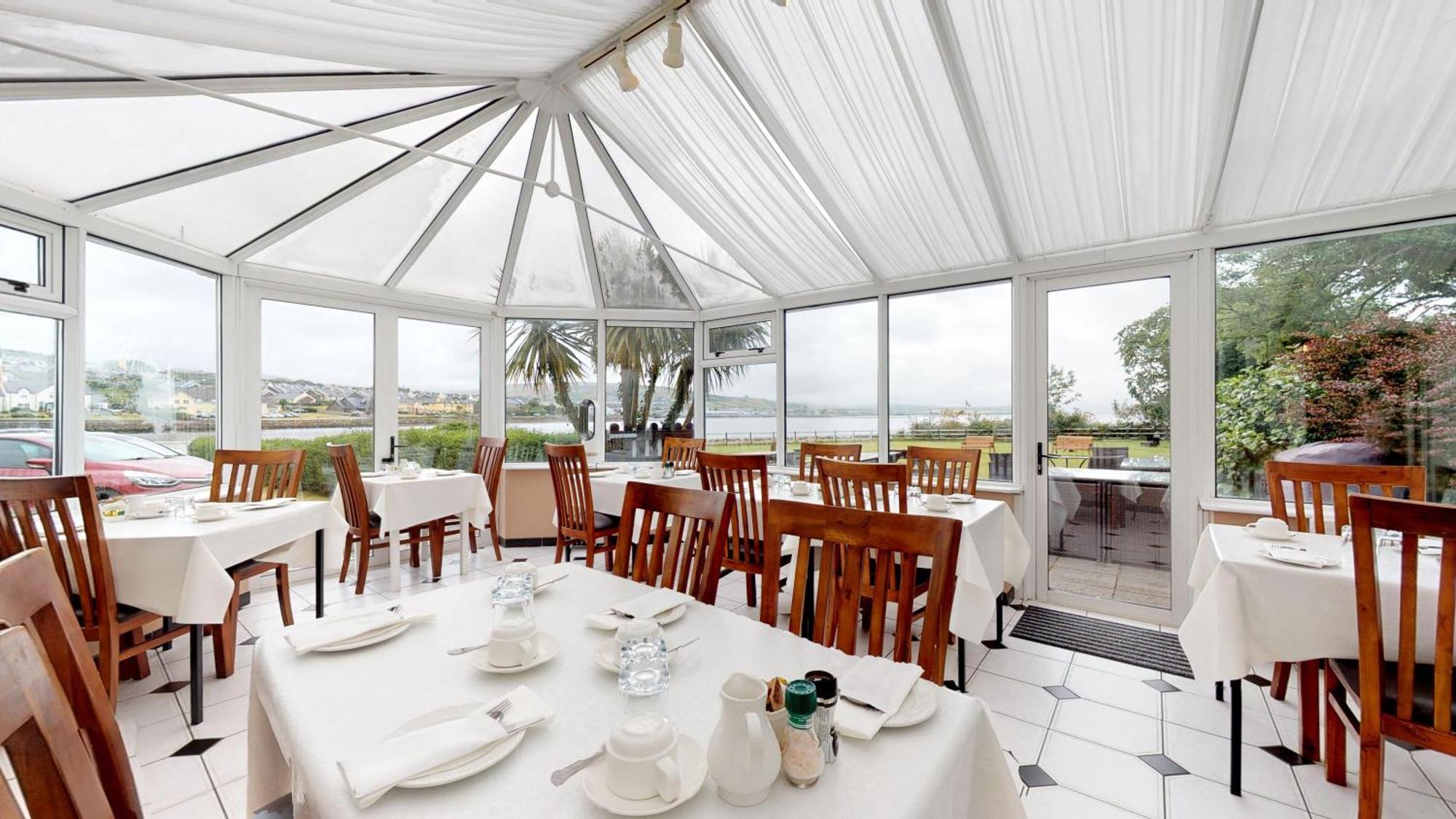 Milltown House Dingle Hotel Buitenkant foto